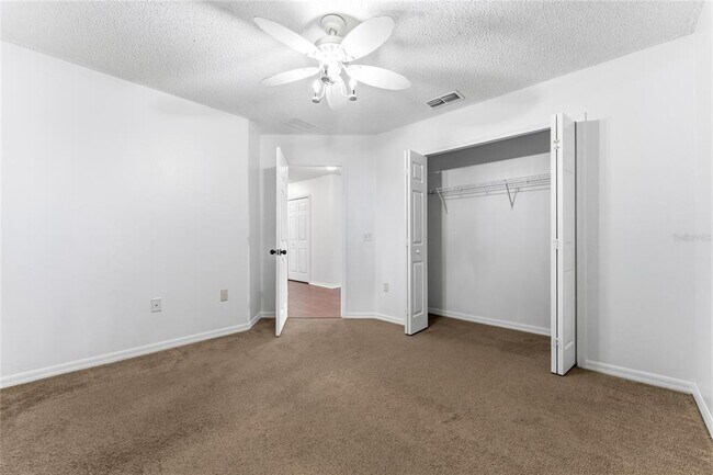 Building Photo - 637 Bittern Ct