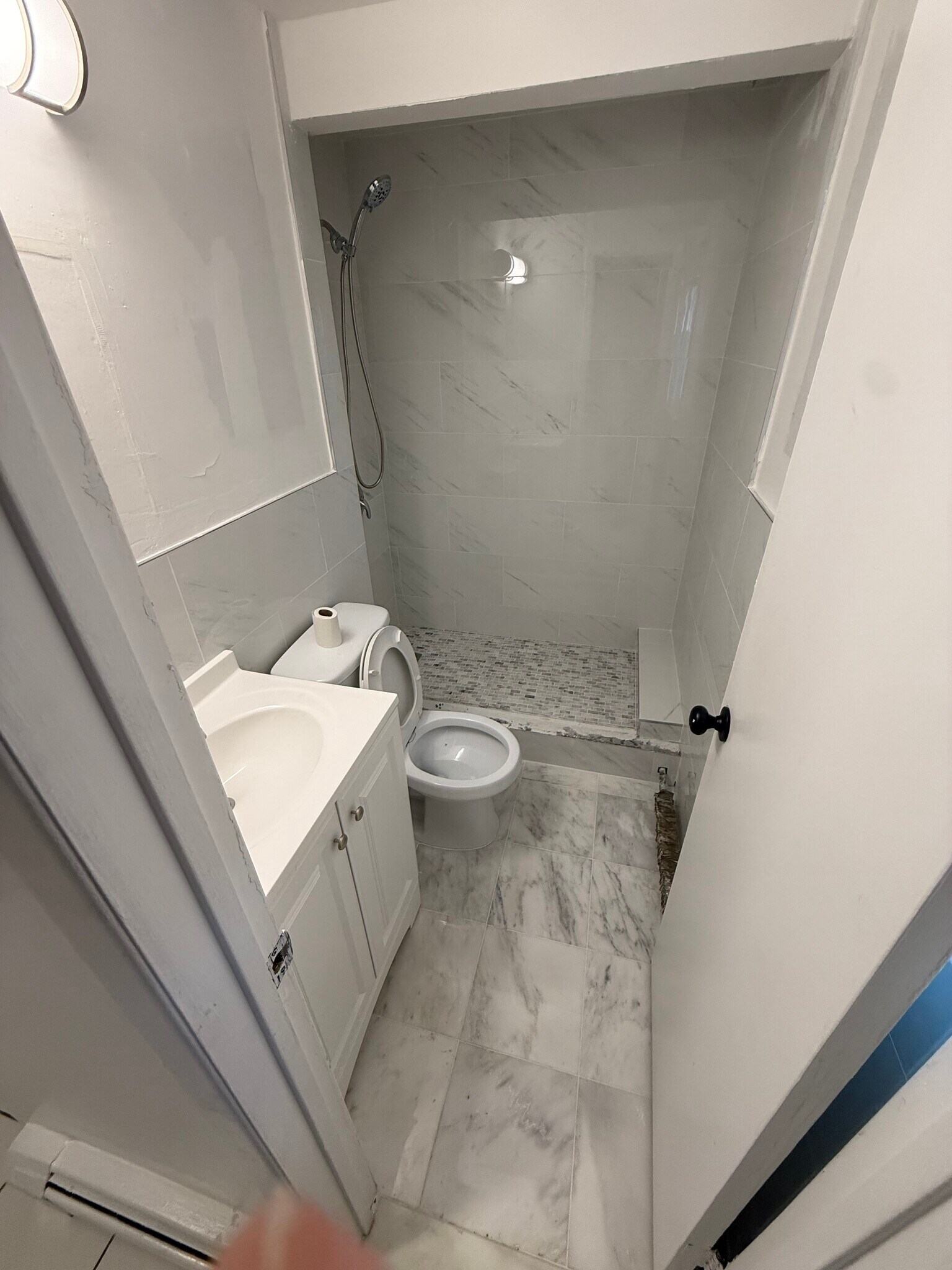 Building Photo - 2355 Vista Ct