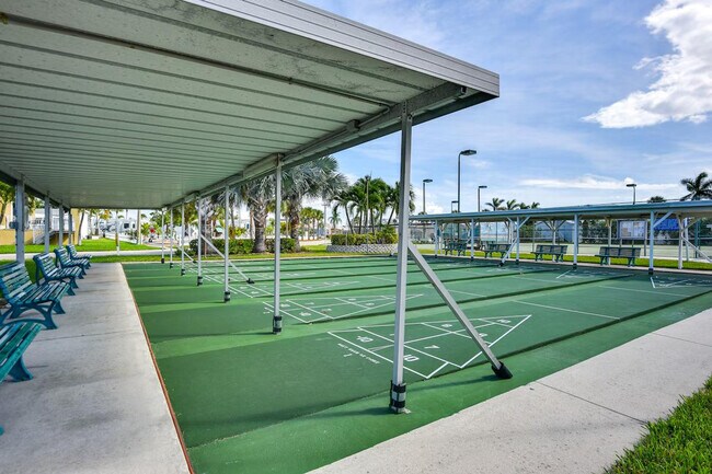 Building Photo - 1333 Nettles Blvd