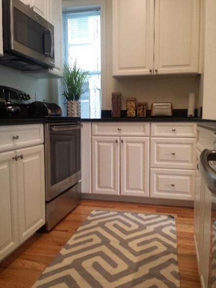 Building Photo - 14 Chauncy St