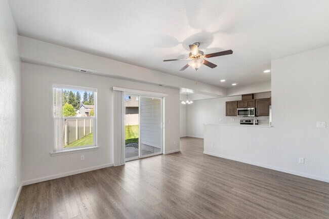 Building Photo - Orchard Land Duplexes
