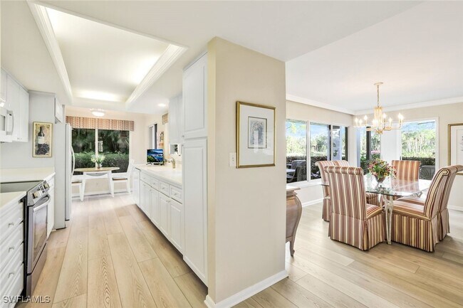 Building Photo - 1111 Wildwood Ln