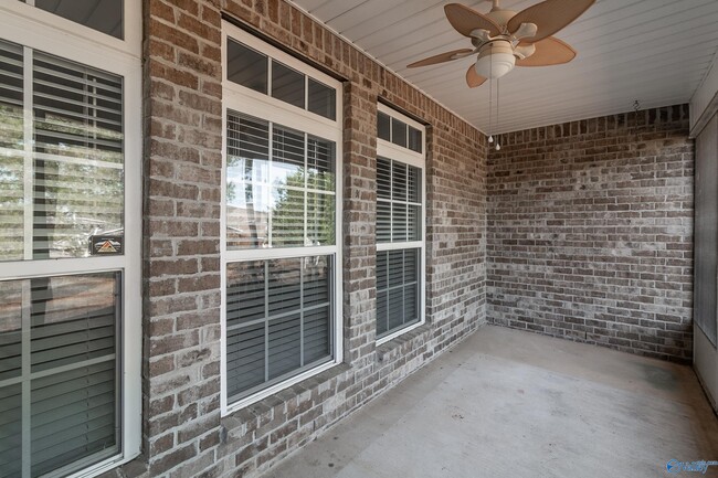 Building Photo - 111 NW Wittington Ln