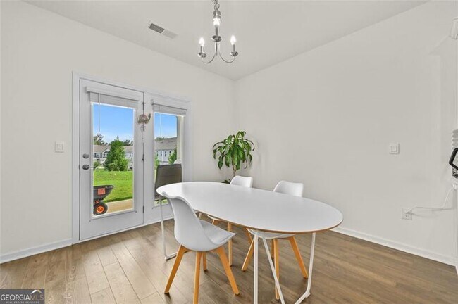 Building Photo - 120 Echo Ct