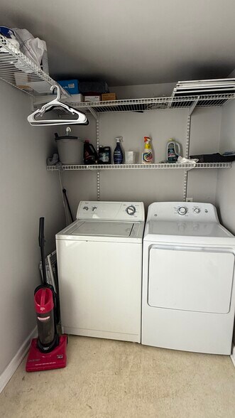 Laundry room - 286 Ashley Ave