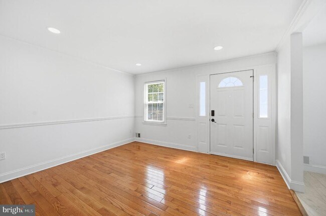 Building Photo - 1214 Fox Run Pl