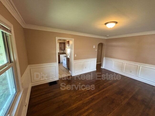 Building Photo - 2604 Hilda Ave
