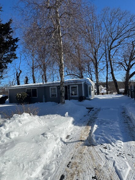 Building Photo - 3 Progressive St