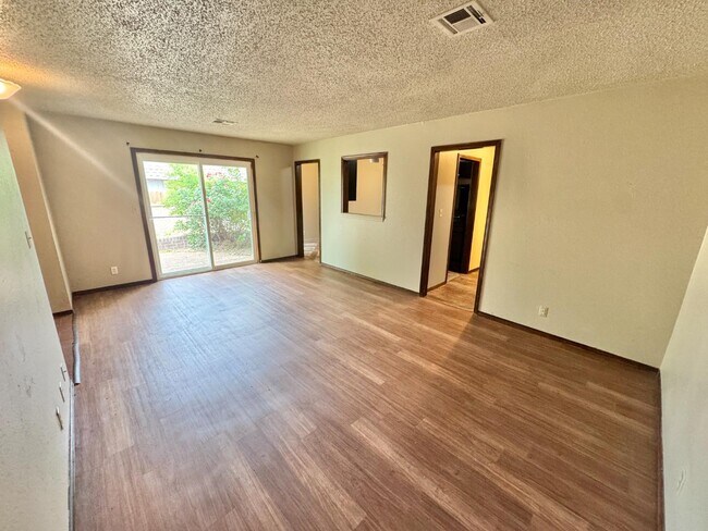 Building Photo - 113 Crawford Ct