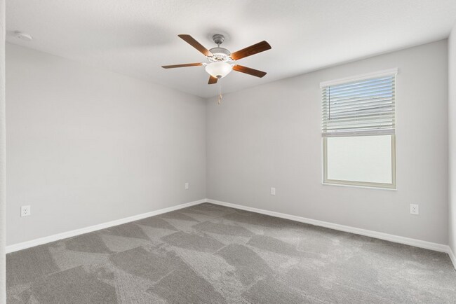 Building Photo - LIKE NEW 5 Bedroom Home for RENT in Touchstone!