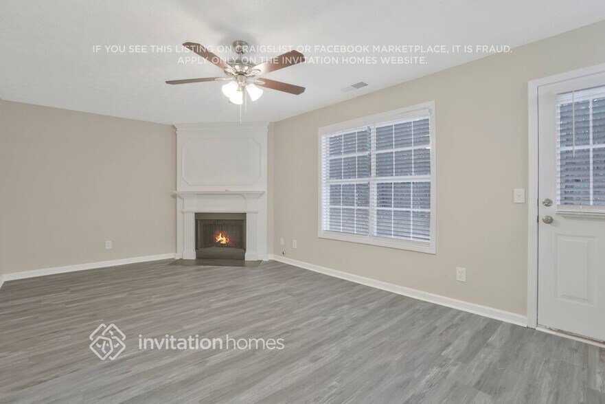 Building Photo - 2027 Pittston Farm Rd