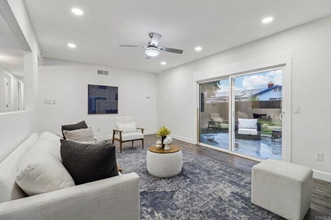 Building Photo - 4BD/2BA Recently Renovated Home in Escondido