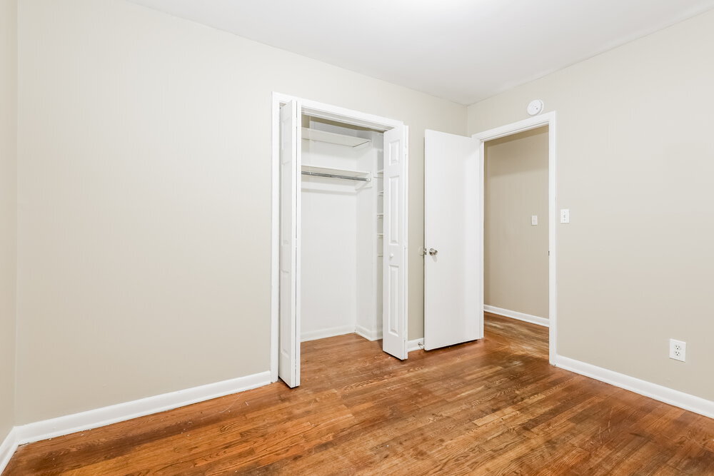 Building Photo - 3149 Beech Dr