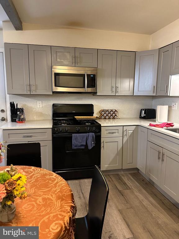 Building Photo - 510 S Juniper St