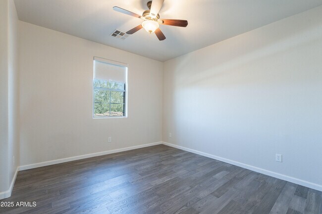 Building Photo - 12307 W Villa Hermosa