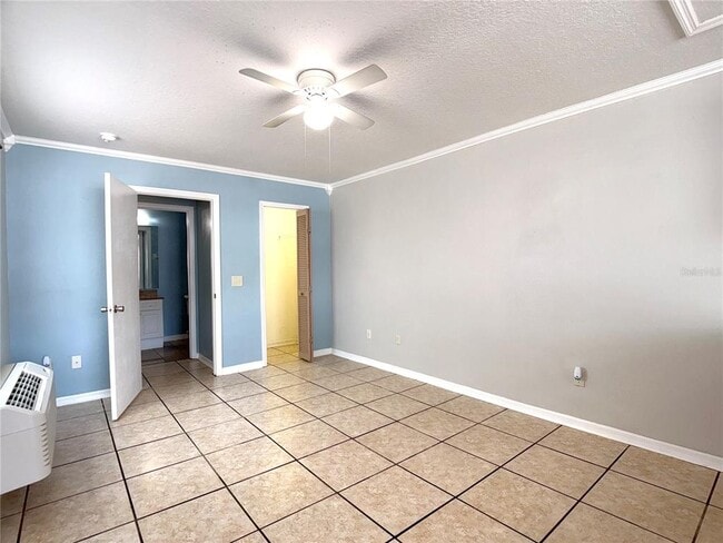 Building Photo - 133 Mango Dr