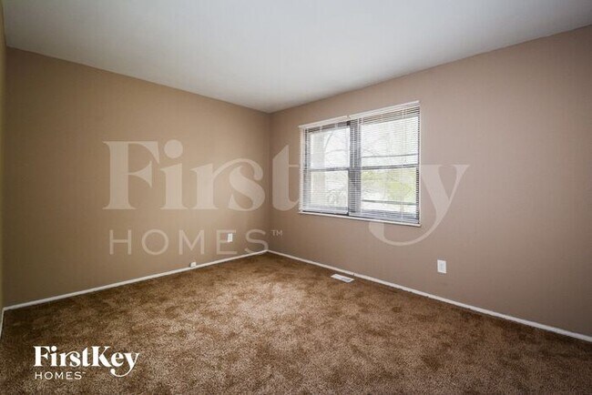 Building Photo - 5707 Hidden Cove Ln