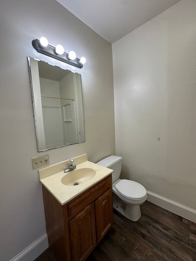 Building Photo - 1700-1702 N 12th St- TETZLOFF