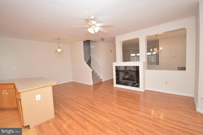 Building Photo - 6723 Applemint Ln