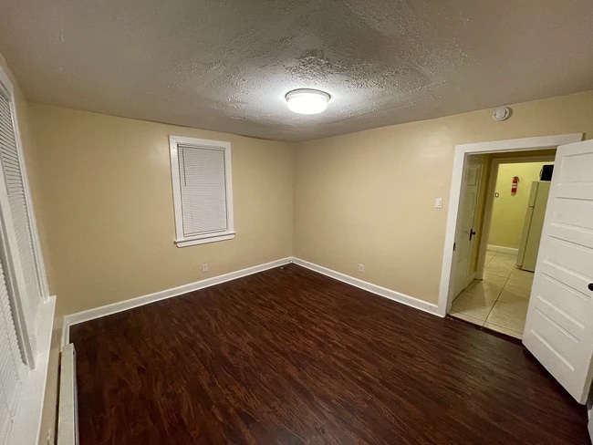 Building Photo - 430 Folcroft Ave