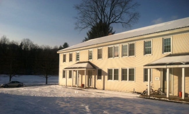 Primary Photo - Southview Apartments