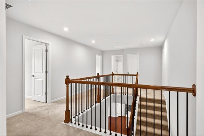 Building Photo - 5377 Fountainhead Ln