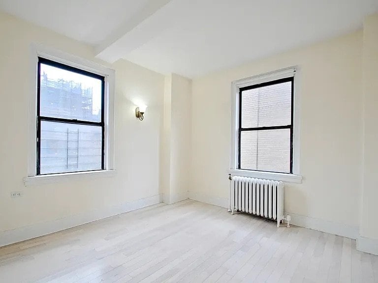 Building Photo - 639 W 173rd St