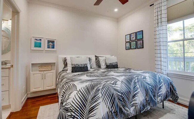 Building Photo - 120 Angela St