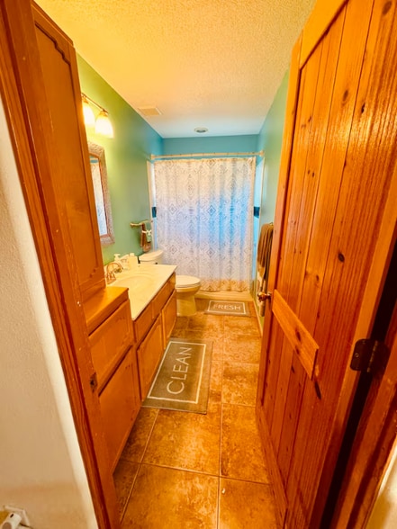 Building Photo - 12904 Thomte Rd NE