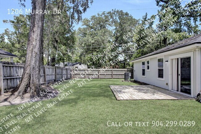 Building Photo - 1206 Murray Dr