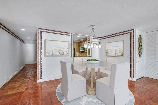 Building Photo - Stunning Ocean Front Oasis! 3 bedroom 2 bath condo with private steps to beach!