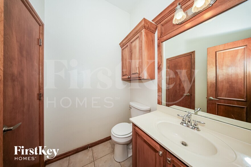 Building Photo - 1417 SW 133rd St