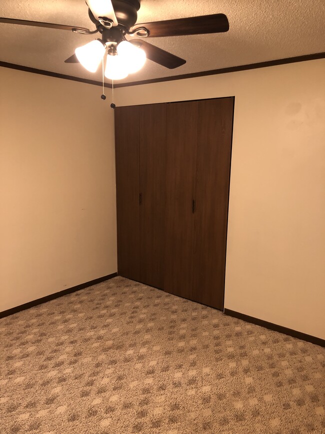 Building Photo - 1751 Sun Apple Way