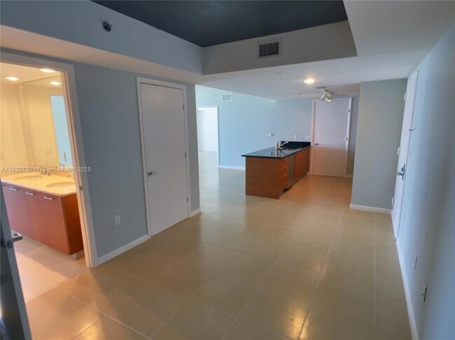 Building Photo - 50 Biscayne Blvd