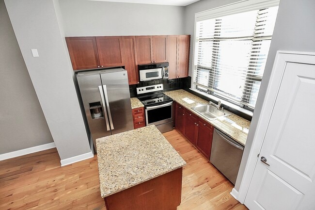Building Photo - 608 Garden District Dr