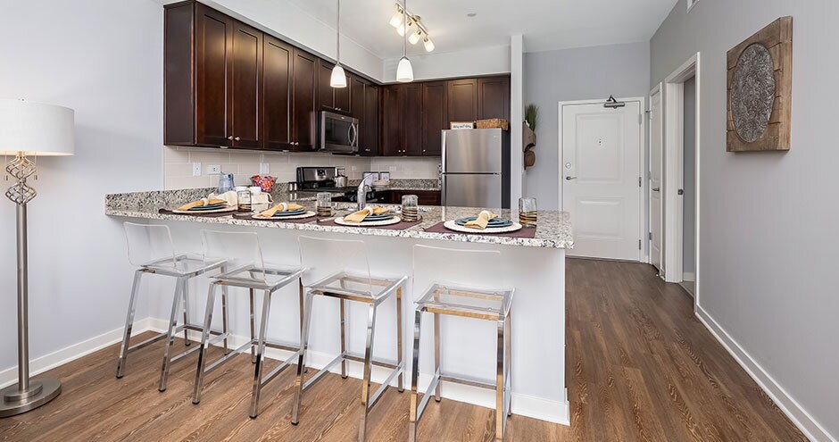 Building Photo - The Residences of Orland Park Crossing