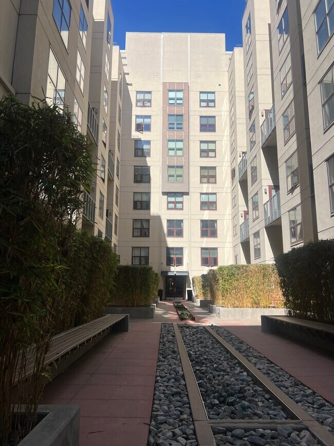 Building Photo - 1150 J St