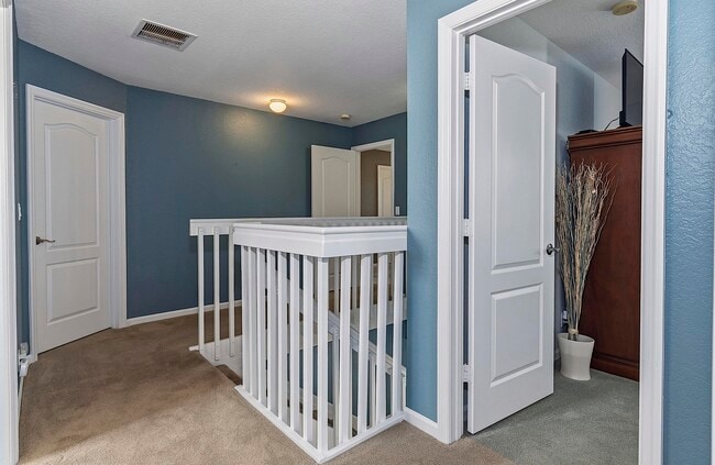 Building Photo - 217 Berenger Walk