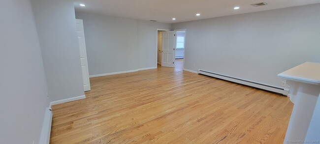 Building Photo - 109 Wooster St