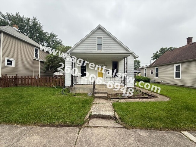 Primary Photo - 1724 Hillside Ave