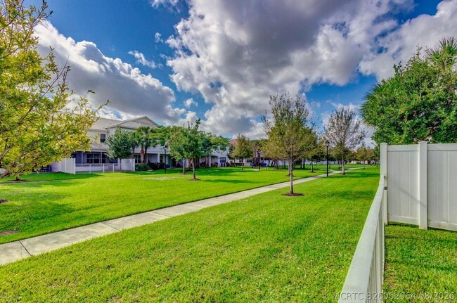 Building Photo - 11900 Cypress Key Way