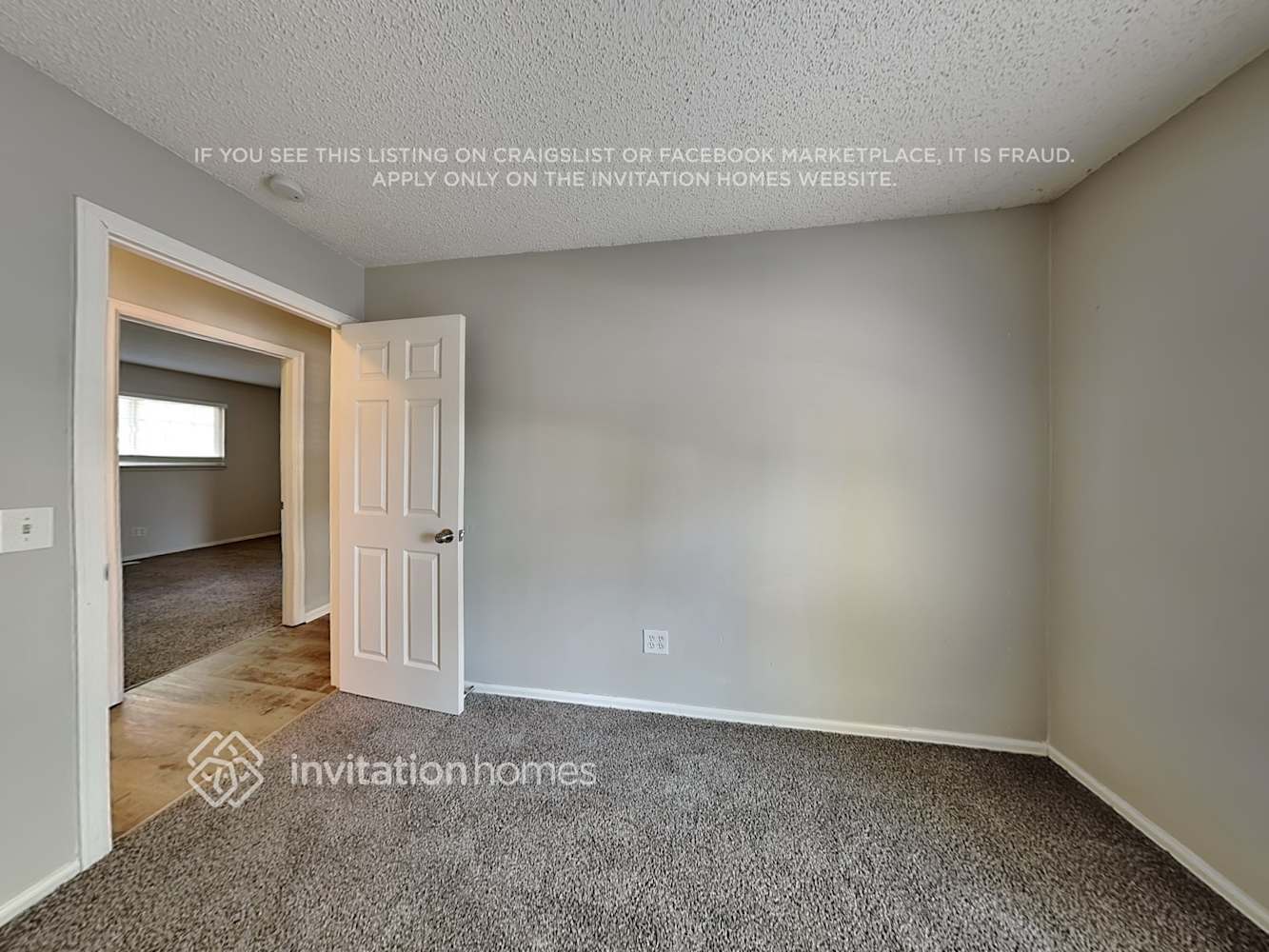 Building Photo - 1617 S Sedalia St