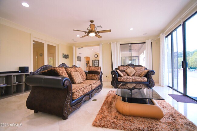 Building Photo - 3306 E Jaeger Cir