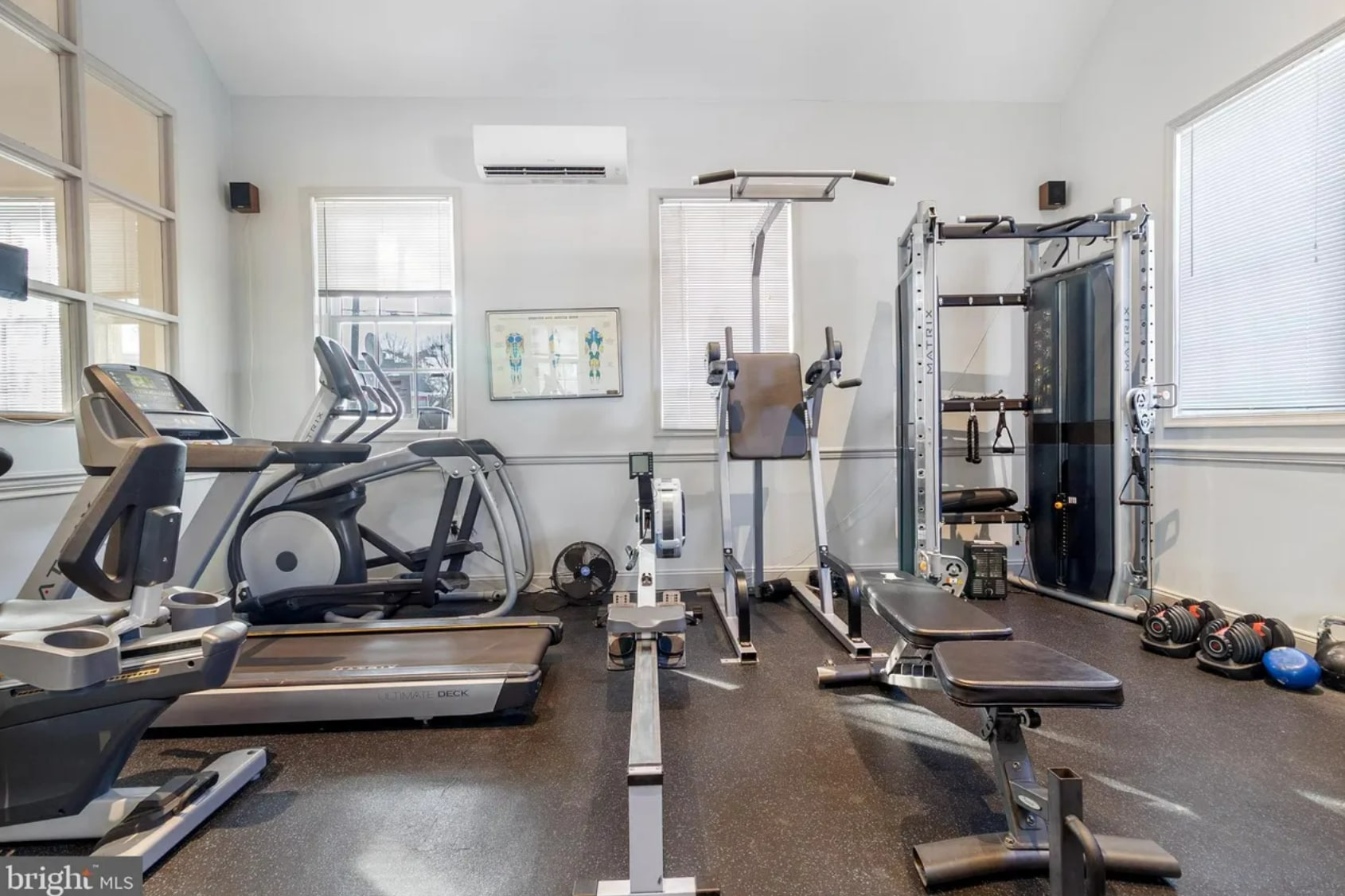 Building Photo - 1602 W Abingdon Dr