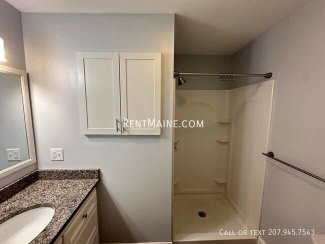 Building Photo - 227 Ohio St