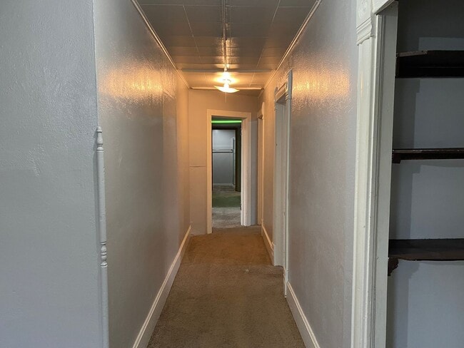 Building Photo - 205 3rd Ave SE