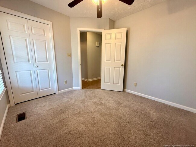 Building Photo - 7136 Kearny Ave