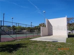 Building Photo - 9105 Tudor Dr