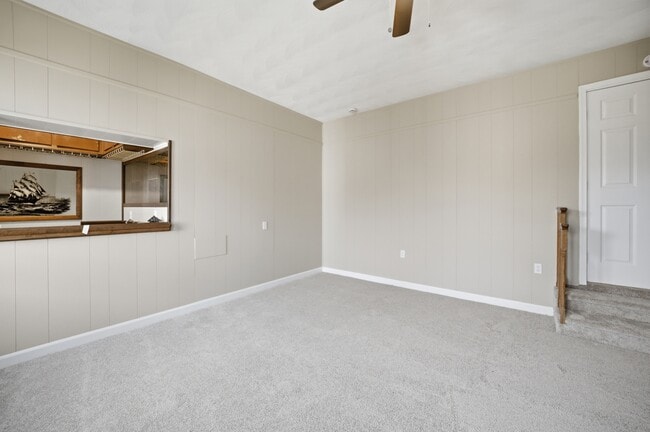 Building Photo - 1210 Pansy St