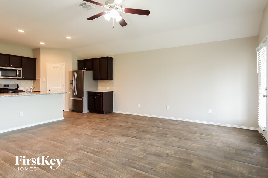 Building Photo - 12138 Loch Muick Dr